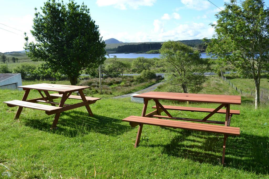 גלוואיי Ben Lettery Connemara Hostel מראה חיצוני תמונה
